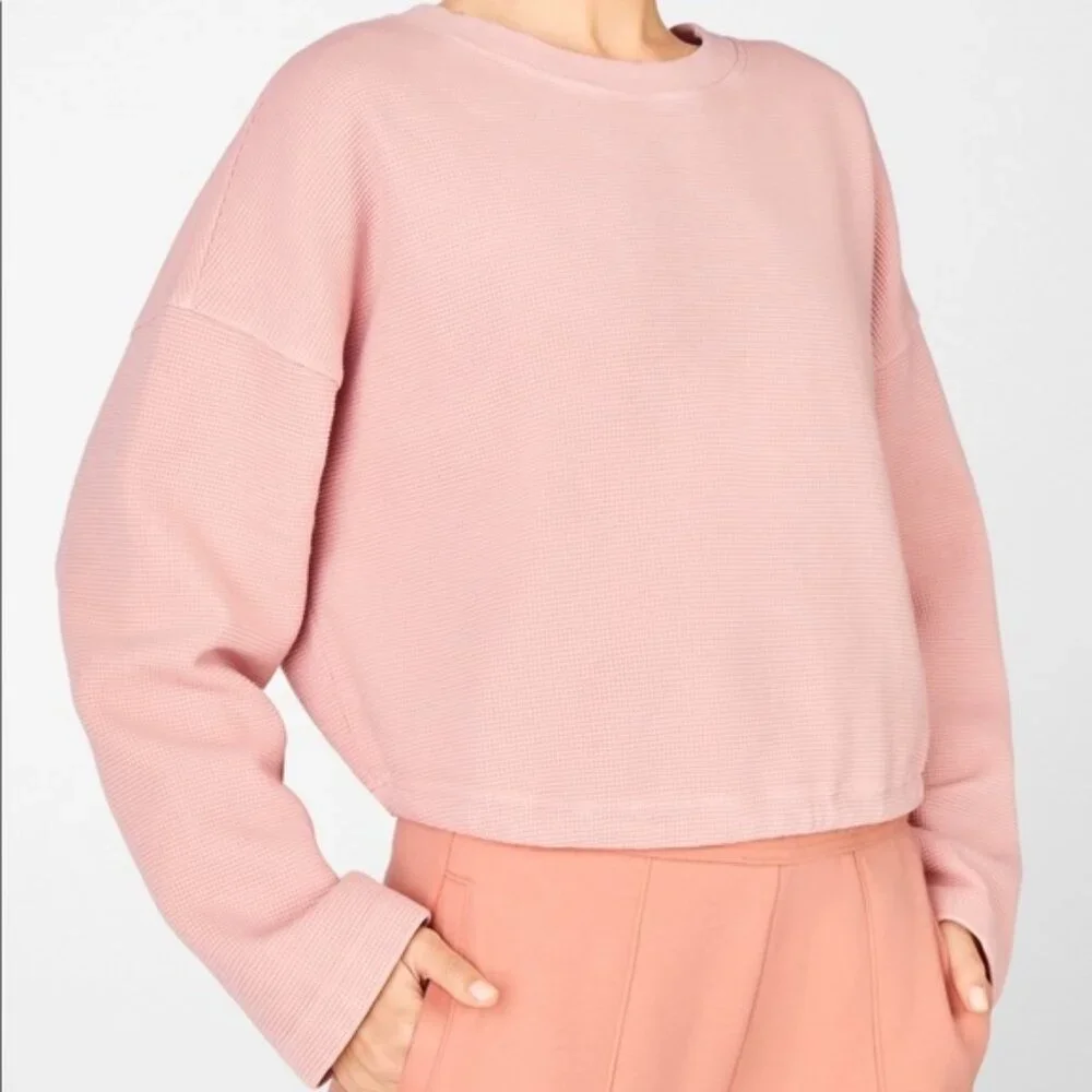 🆕Fabletics Womens Anna Waffle Knit Crop Sweatshirt Sweater Pink Sz XL - Picture 2 of 9